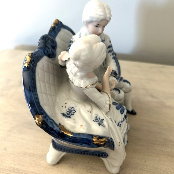 Marie Antoinette and King Louis Porcelain, Cermaic, Table Decor Couple - Picture 6 of 14